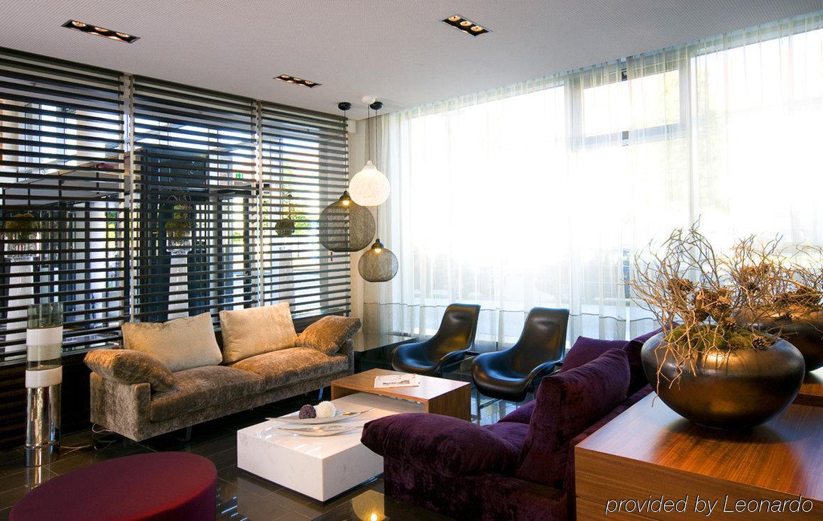 Hotel Eurostars Grand 4*